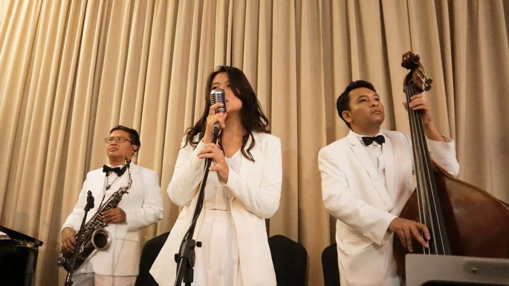 Sewa alat musik selundupan